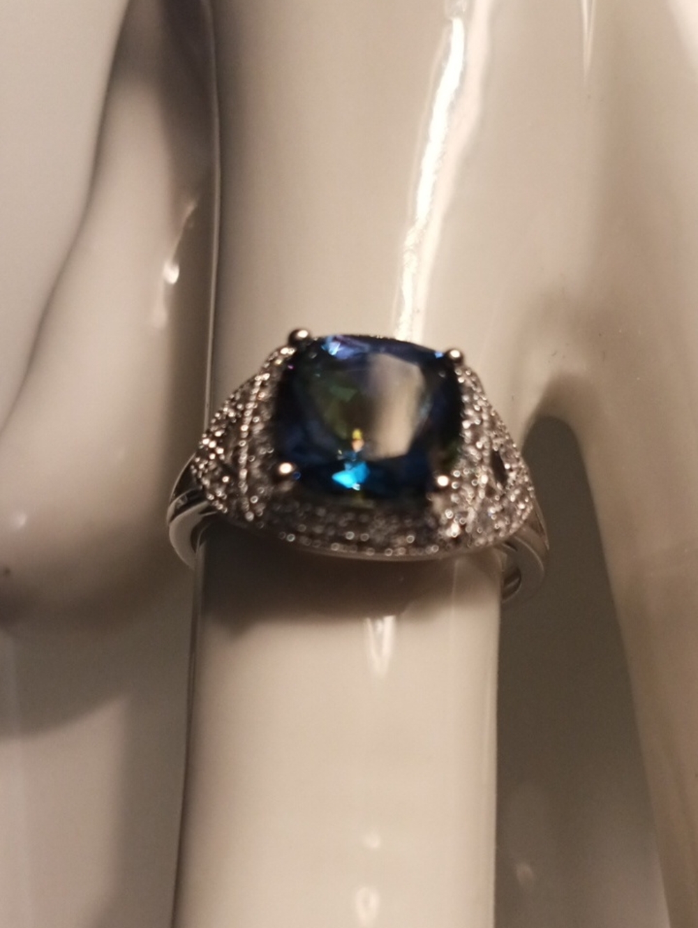 Avon Sterling Silver Topaz Ring - Mystic Blue Size 10